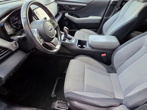 Used 2023 Subaru Outback Premium AWD/4WD image 7