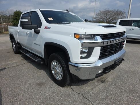 Used 2022 Chevrolet Silverado 2500 LT w/ Convenience Package image 12