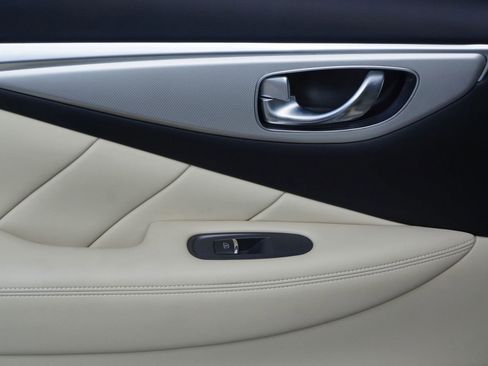 Used 2019 INFINITI Q50 Luxe w/ Essential Package (3.0T Luxe) image 31