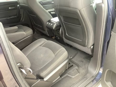 Used 2015 GMC Acadia SLE AWD/4WD image 14