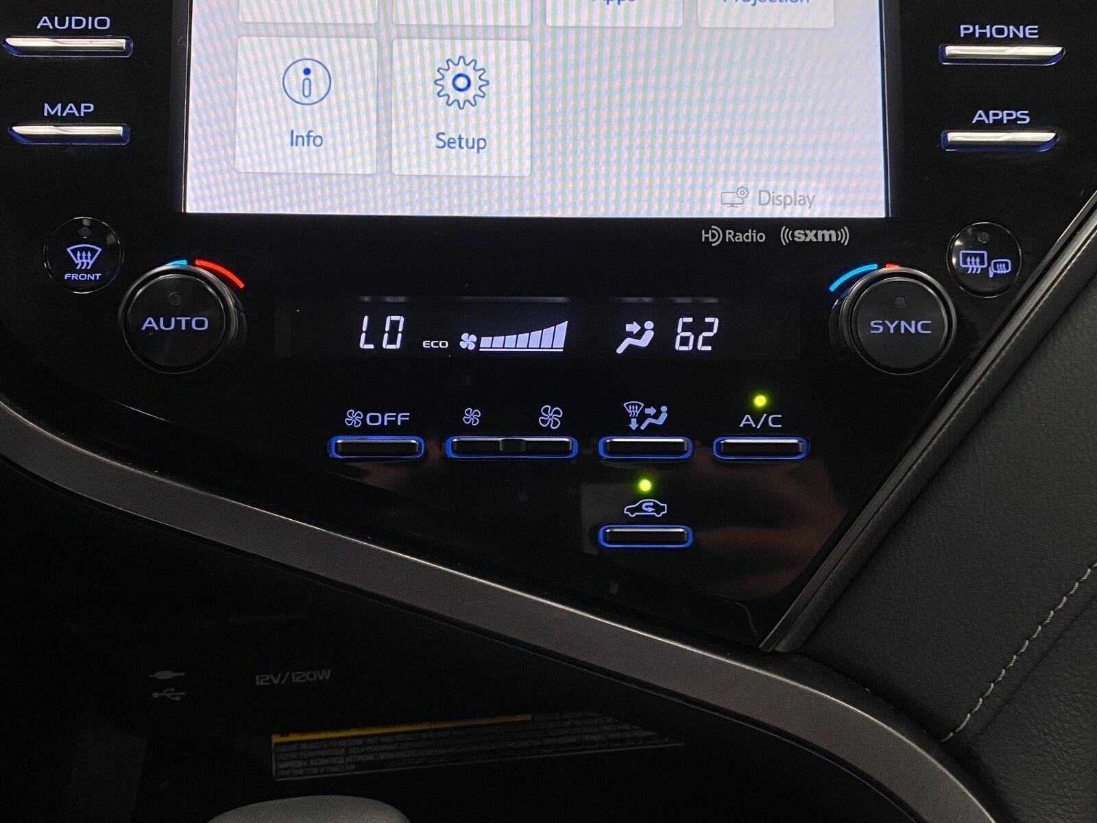 Used 2019 Toyota Camry XSE FWD image 24