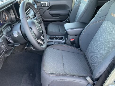 New 2026 Jeep Gladiator Mojave AWD/4WD image 18