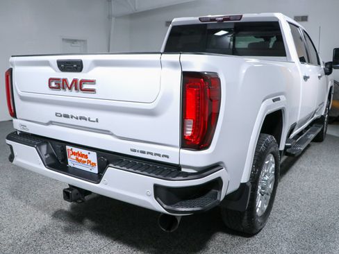 Used 2021 GMC Sierra 2500 Denali w/ Denali Ultimate Package AWD/4WD image 7