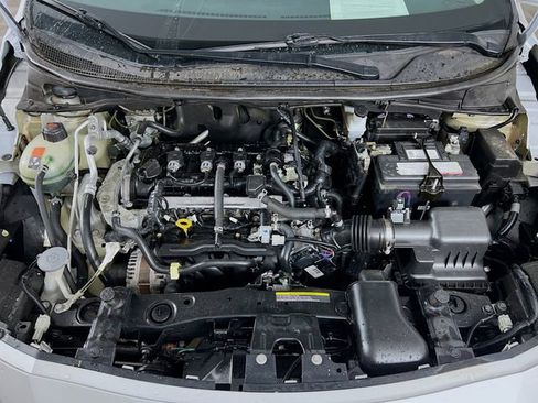 Used 2020 Nissan Versa SV image 26