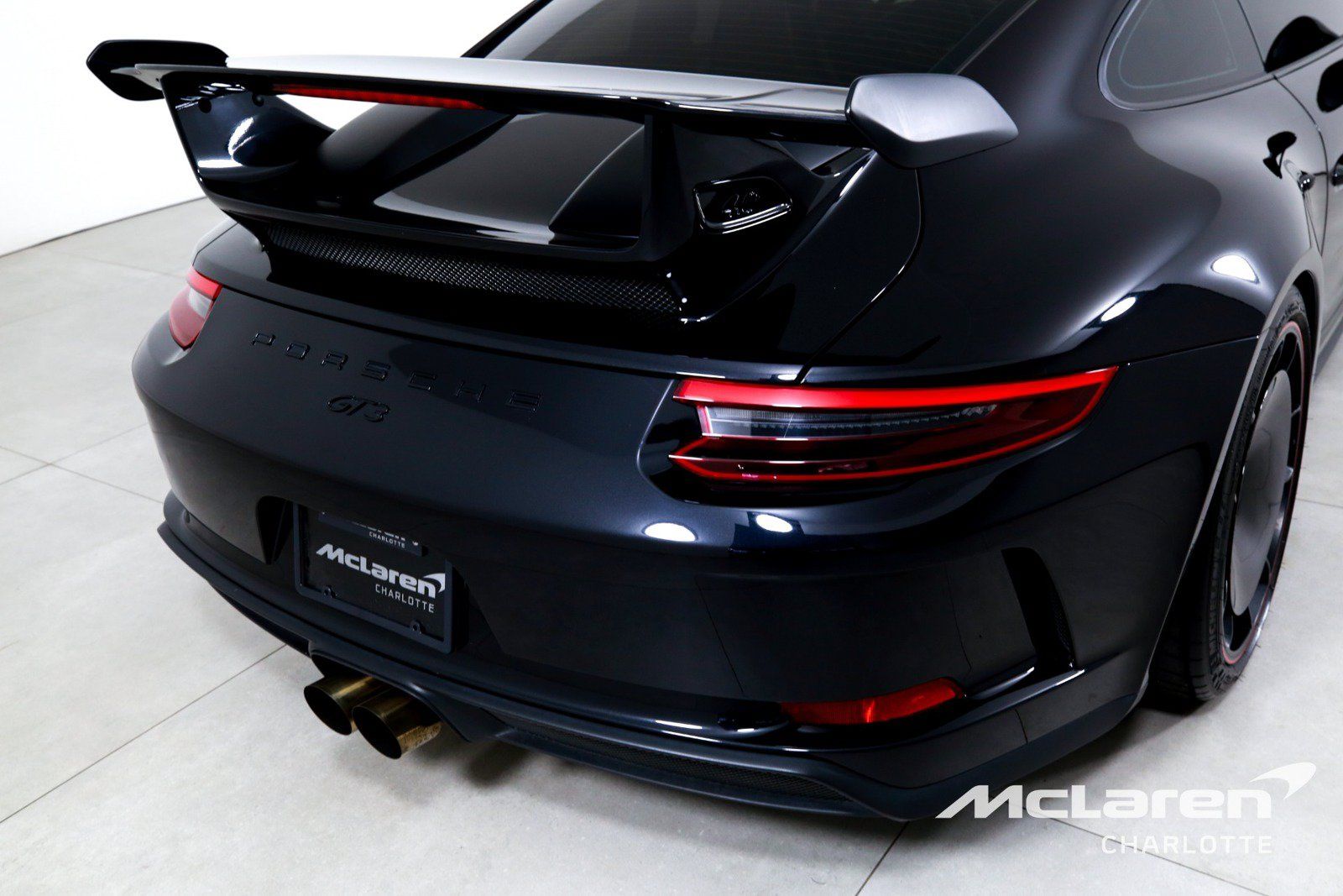 Used 2018 Porsche 911 GT3 RWD image 32
