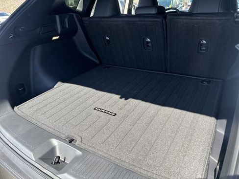 New 2025 Nissan Murano SL image 12