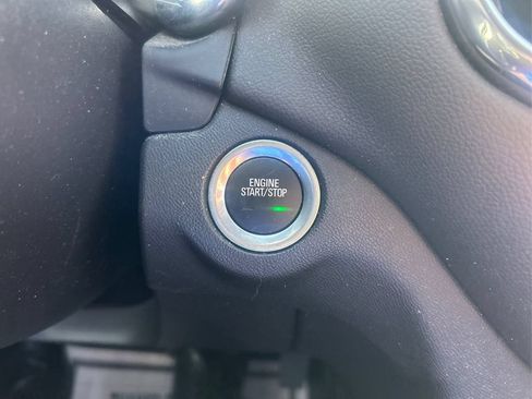 Used 2024 Chevrolet Equinox LT AWD/4WD image 39