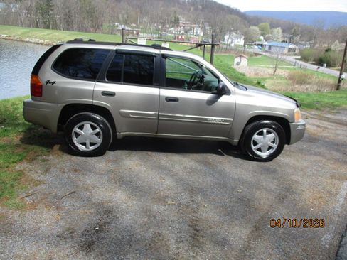 Used 2002 GMC Envoy SLE image 4