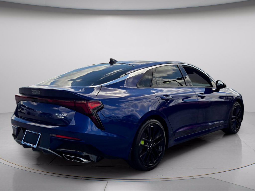 New 2027 Kia K5 GT FWD image 4