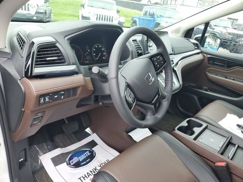 Used 2026 Honda Odyssey Elite image 19
