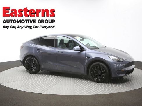 Used 2021 Tesla Model Y Long Range AWD/4WD image 42