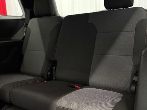 Used 2020 Chevrolet Traverse LT w/ LPO, Floor Liner Package AWD/4WD image 15