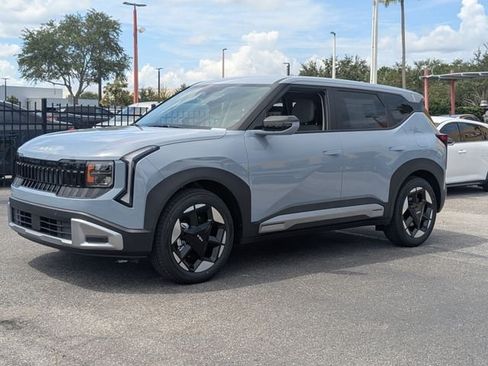 New 2027 Kia Seltos S FWD image 2