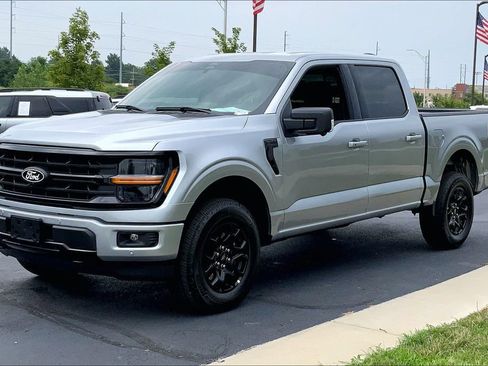 Used 2025 Ford F150 XLT w/ Equipment Group 302A MID AWD/4WD image 5
