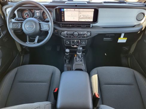 New 2026 Jeep Gladiator Sport image 19