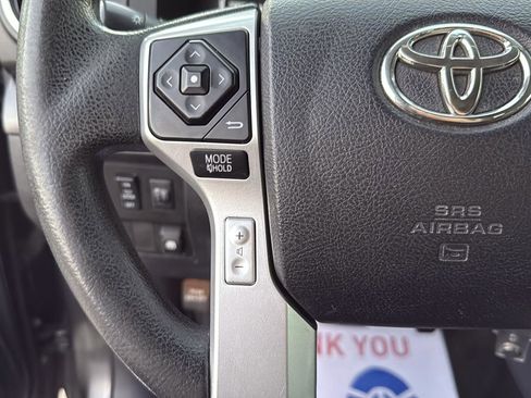 Used 2017 Toyota Tundra SR5 image 12