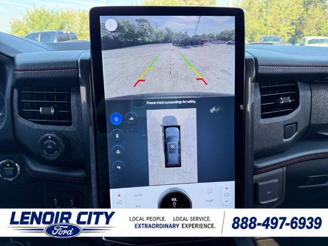 Used 2024 Ford Expedition Limited AWD/4WD image 24