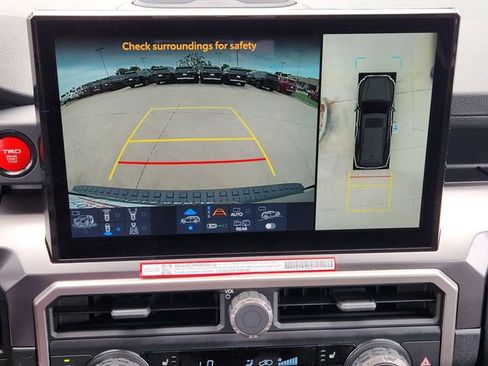 New 2026 Toyota 4Runner TRD Off-Road Premium AWD/4WD image 16