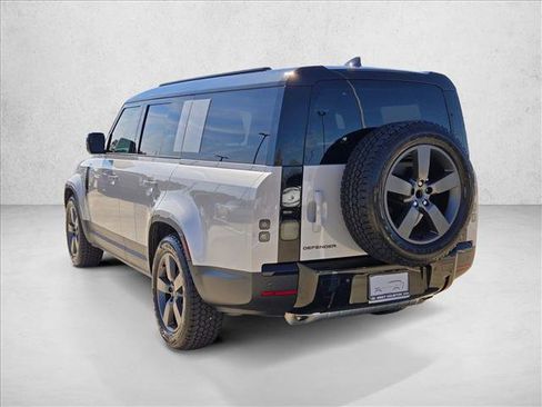New 2026 Land Rover Defender 130 S image 9