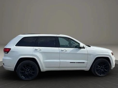 Used 2021 Jeep Grand Cherokee Laredo X AWD/4WD image 10