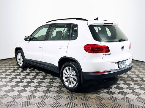 Used 2017 Volkswagen Tiguan Limited w/ Premium Package AWD/4WD image 5