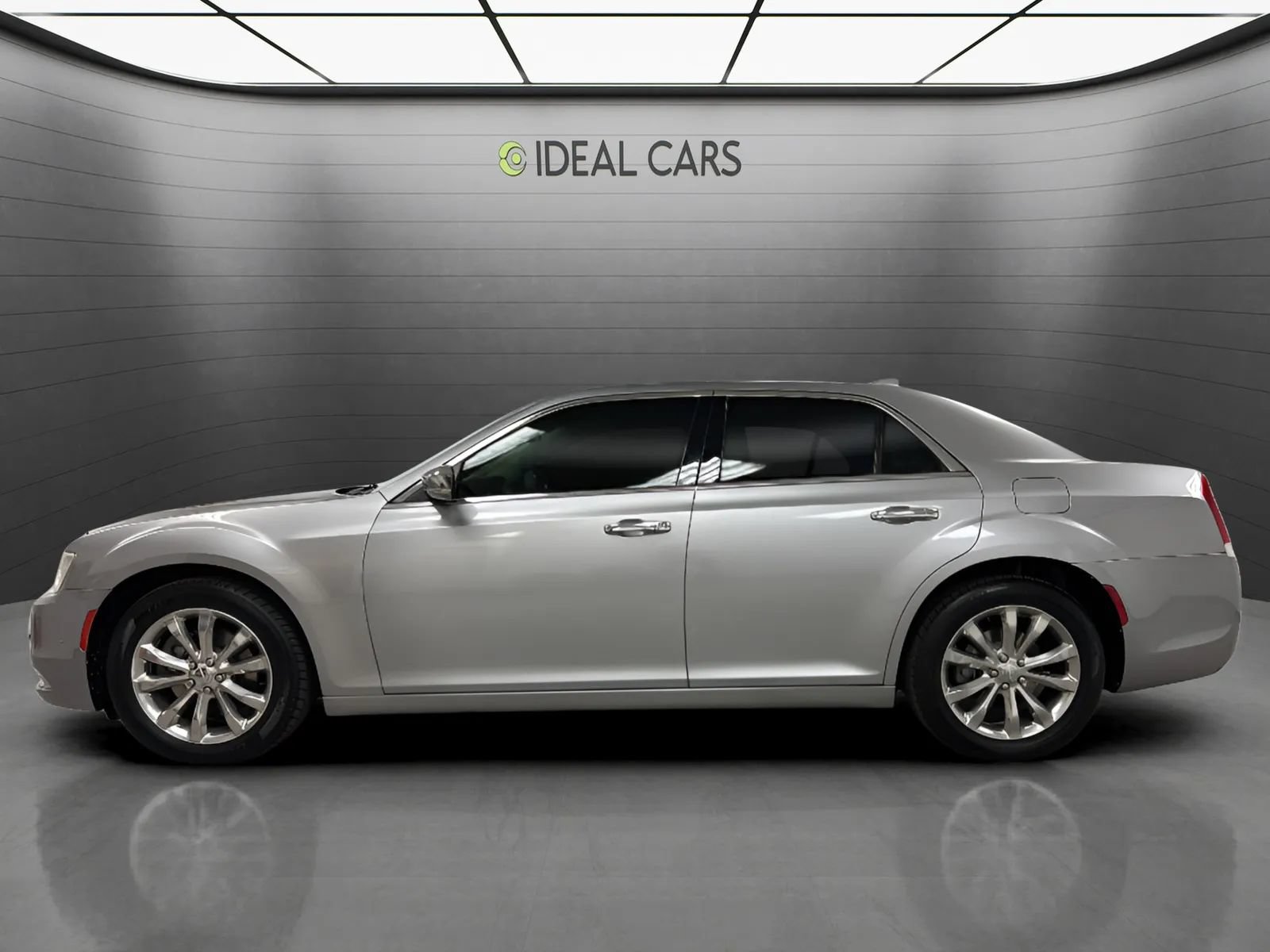 Used 2018 Chrysler 300 Limited w/ Safetytec Plus Group AWD/4WD image 8