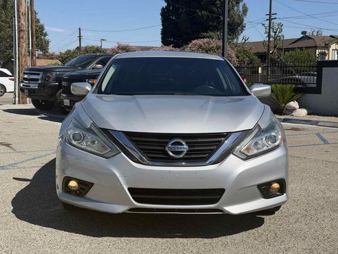 Used 2017 Nissan Altima 2.5 SV FWD image 40