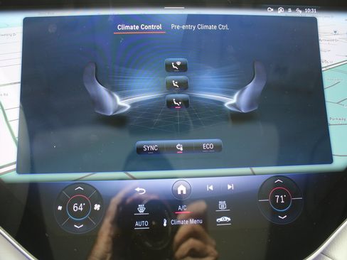 Certified 2023 Mercedes-Benz EQS 580 4MATIC SUV image 41