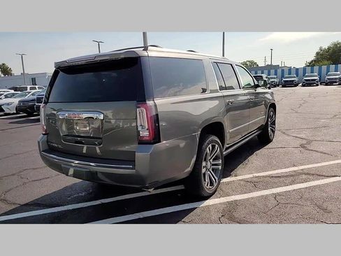 Used 2018 GMC Yukon XL Denali w/ Denali Ultimate Package image 27