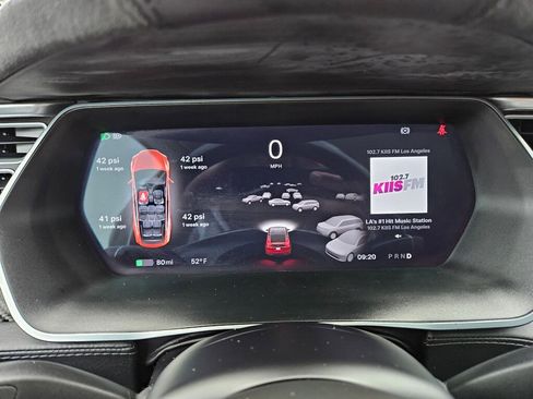 Used 2016 Tesla Model X 90D image 19