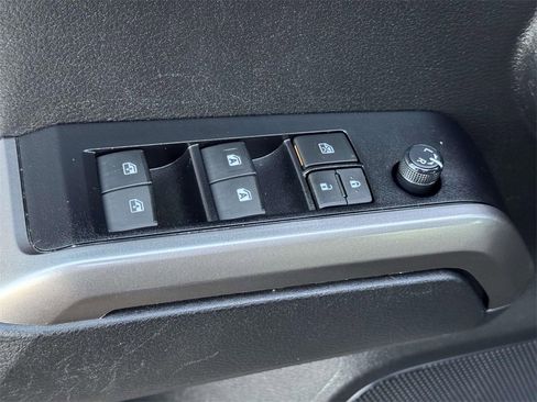 Used 2023 Toyota Tacoma SR5 image 17