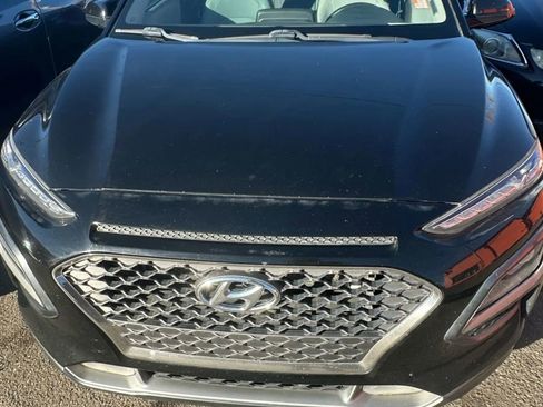 Used 2018 Hyundai Kona Limited image 16