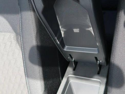 Used 2023 Nissan Kicks SV FWD image 29