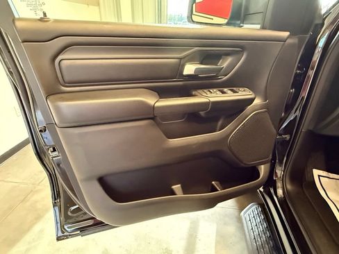 New 2026 RAM 1500 Express AWD/4WD image 17