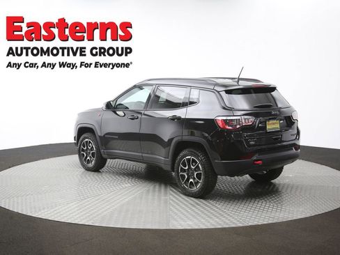 Used 2025 Jeep Compass Trailhawk AWD/4WD image 65