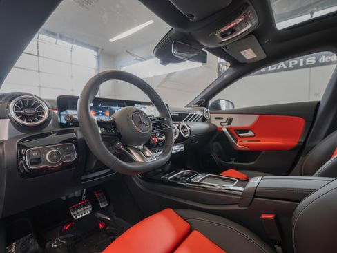 New 2025 Mercedes-Benz CLA 45 AMG 4MATIC image 6