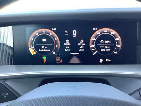 New 2026 Volkswagen Tiguan SE R-Line FWD image 20