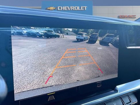 Used 2023 Chevrolet Silverado 1500 LT AWD/4WD image 15