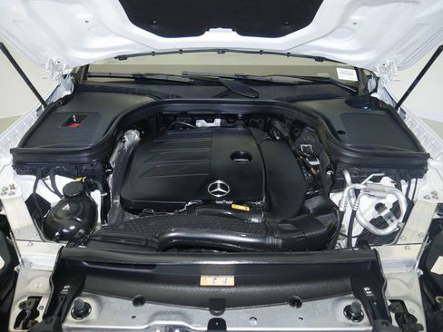 Used 2022 Mercedes-Benz GLC 300 4MATIC image 14