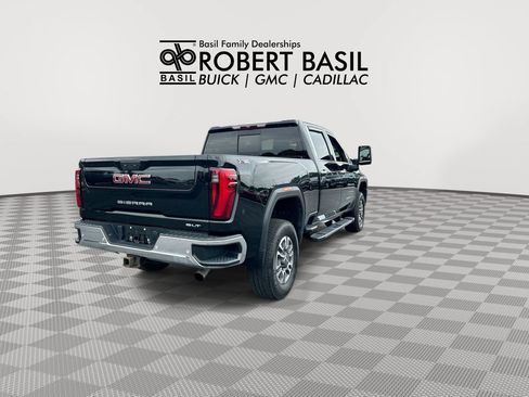 Used 2024 GMC Sierra 2500 SLT w/ SLT Premium Package AWD/4WD image 8
