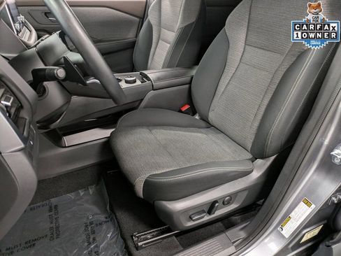 Used 2021 Nissan Rogue SV image 13