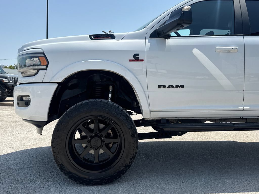 Used 2021 RAM 2500 Laramie w/ Night Edition AWD/4WD image 5