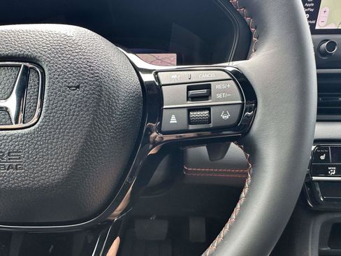 New 2026 Honda Pilot Sport image 14
