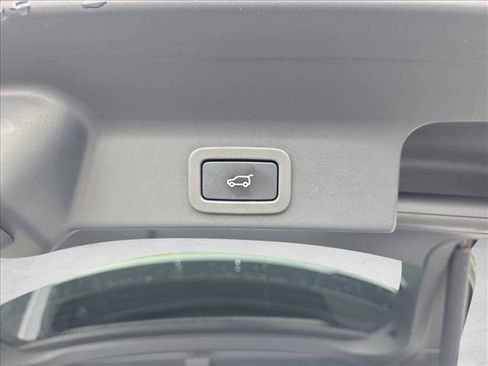 Used 2019 Jaguar F-PACE Premium AWD/4WD image 13