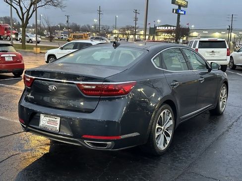 Used 2019 Kia Cadenza Technology image 4