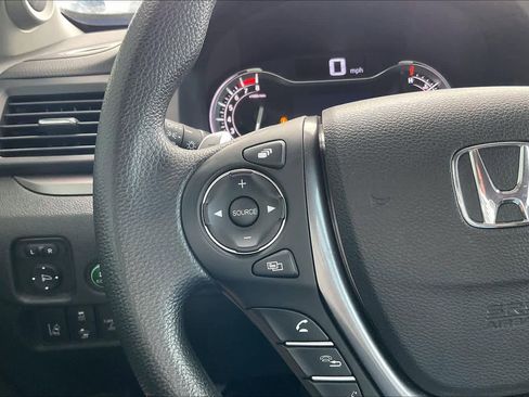 Used 2023 Honda Ridgeline Sport image 23