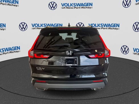 Used 2025 Honda CR-V Sport image 13