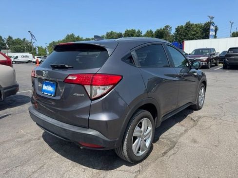 Used 2019 Honda HR-V EX image 2