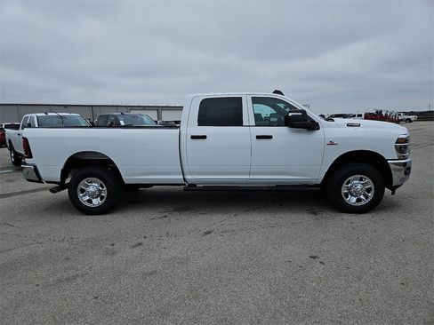 New 2026 RAM 2500 Tradesman image 8
