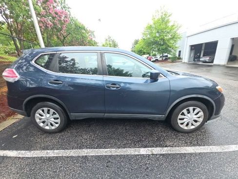 Used 2016 Nissan Rogue S FWD image 5